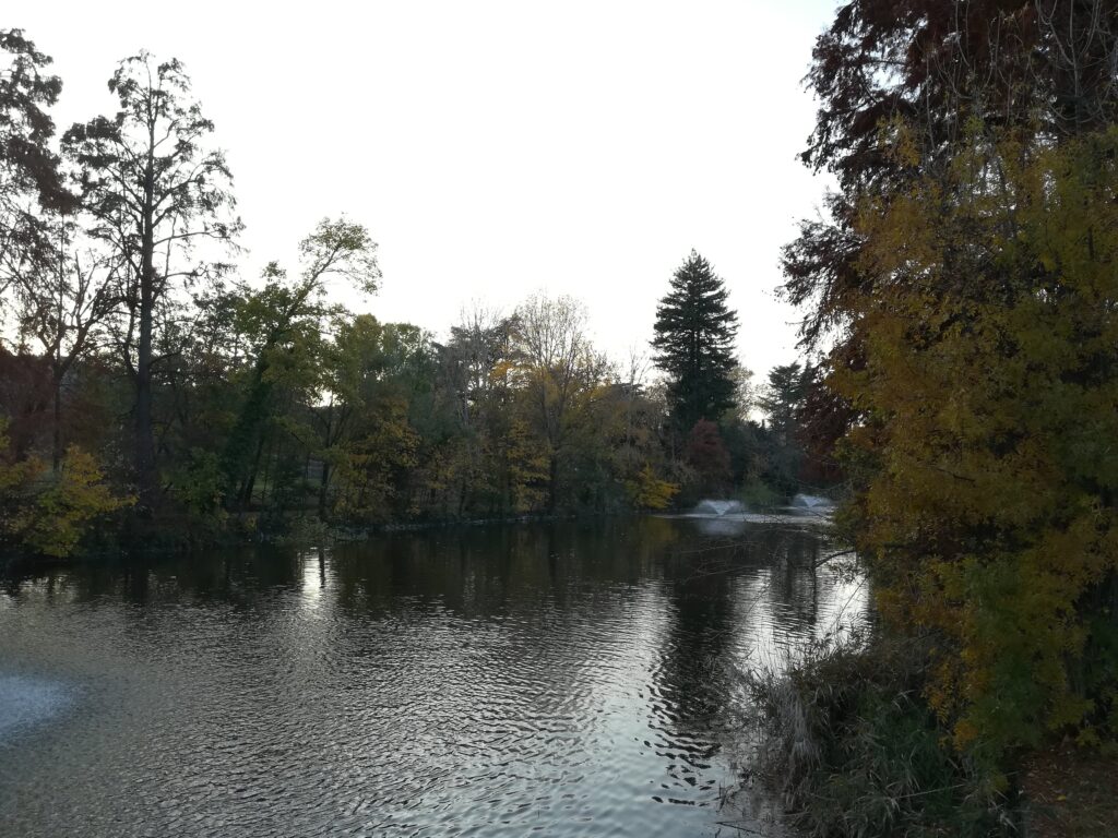 Giardini Margherita lake in autumn, Bologna